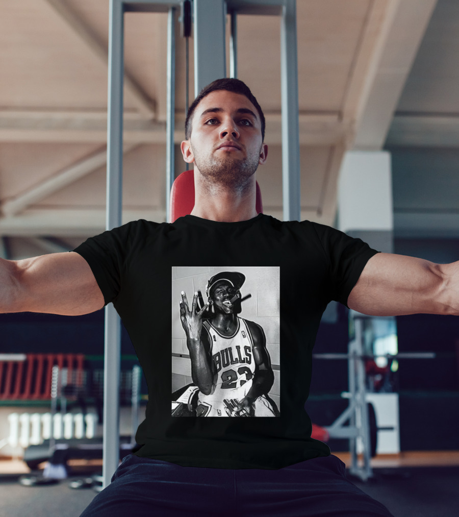 Chicago Bulls Michael 23 Cigar Celebration 4x Champions T-Shirt