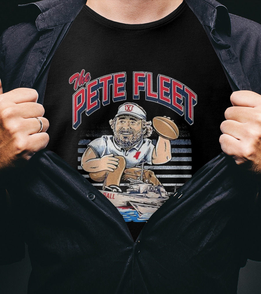The Pete Fleet Spot The Ball Football Mascot Ship Icon T-Shirt
