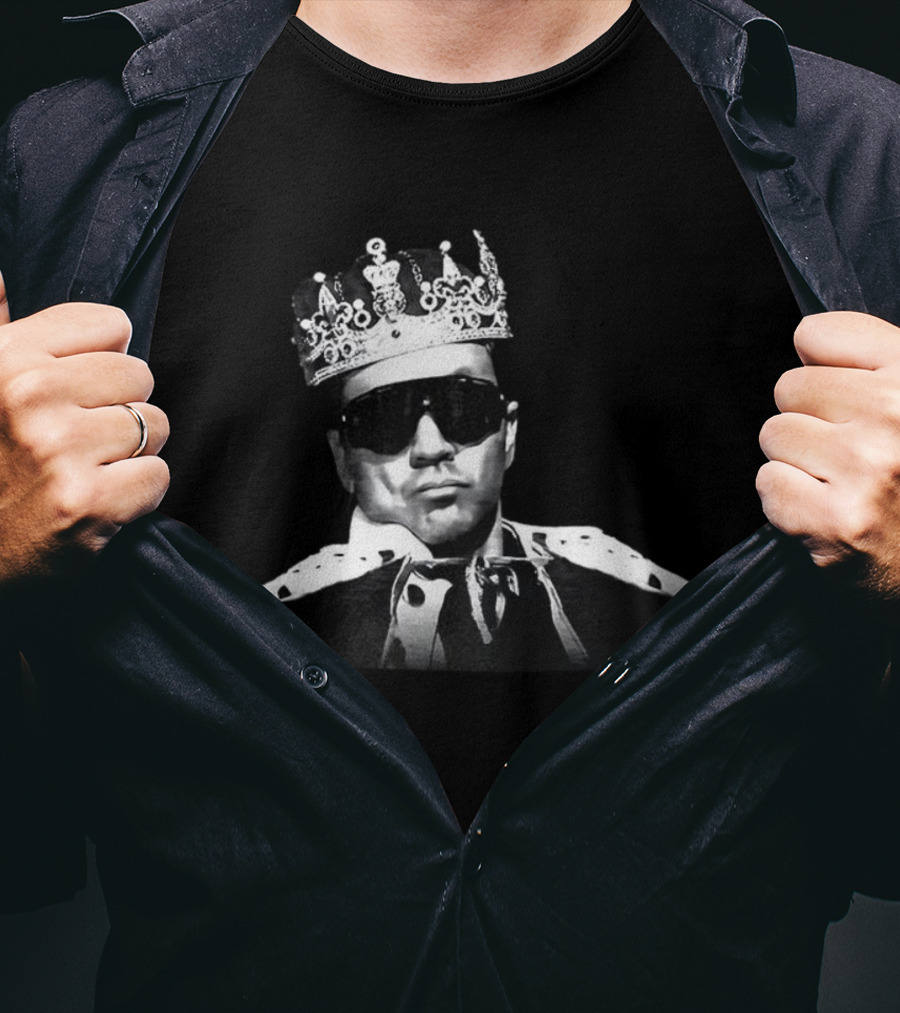 Vandy King Josh Snead Vanderbilt Commodores Iconic Crowned Portrait T-Shirt