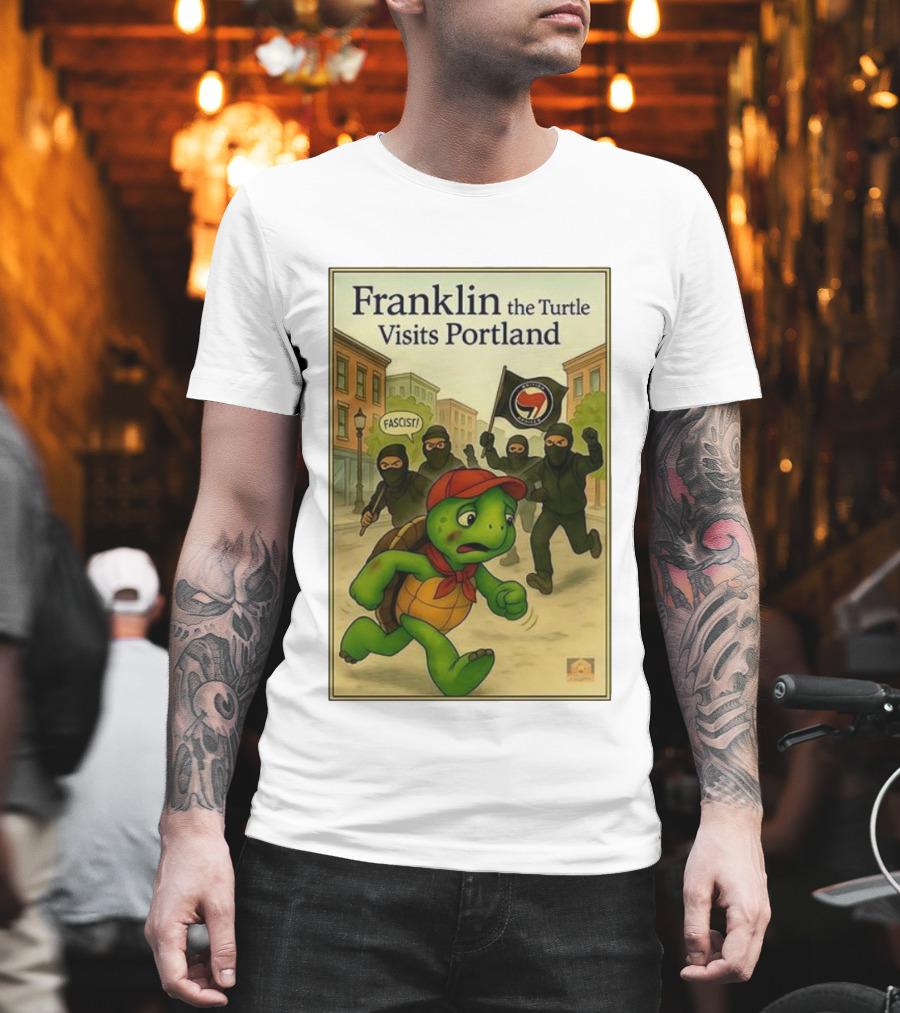 Franklin The Turtle Visits Portland Antifa Protest Scene T-Shirt