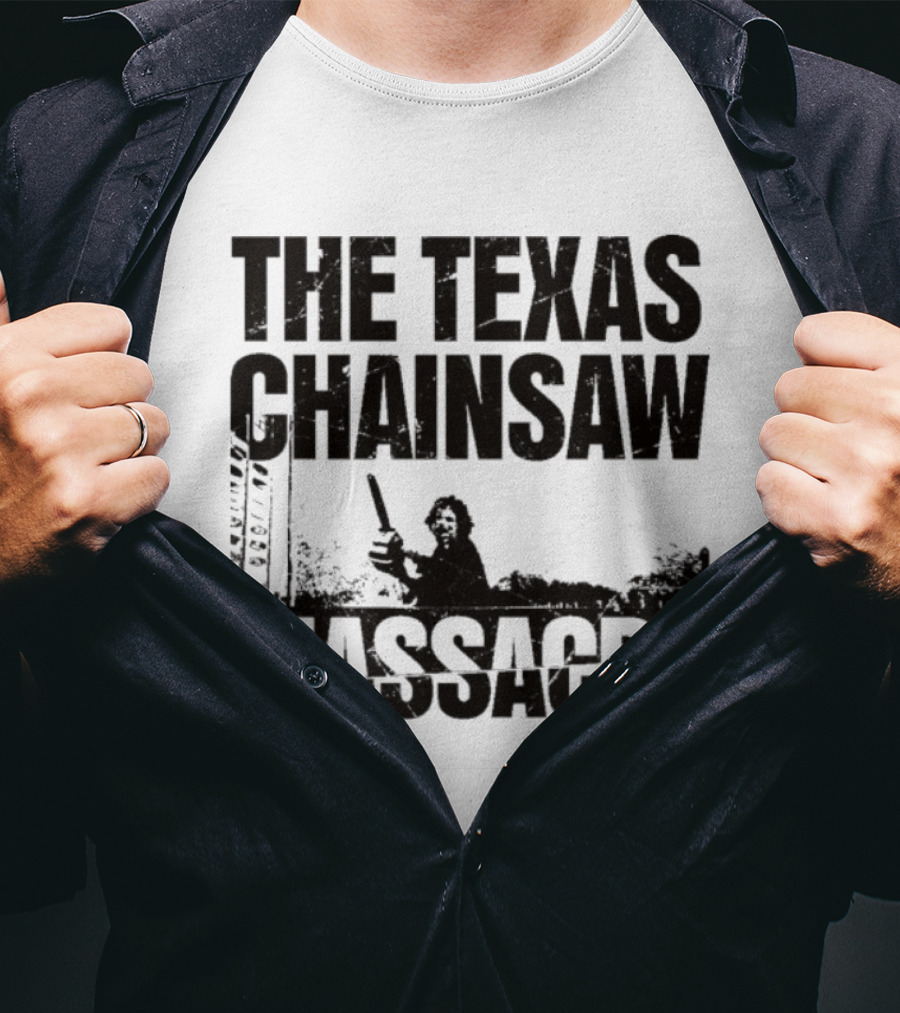 The Texas Chainsaw Massacre The Getaway Chainsaw Wielding Scene T-Shirt