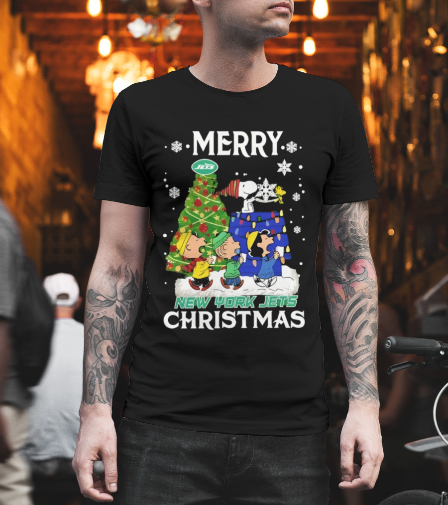 Merry Christmas Snoopy Friends New York Jets NFL Celebration T-Shirt