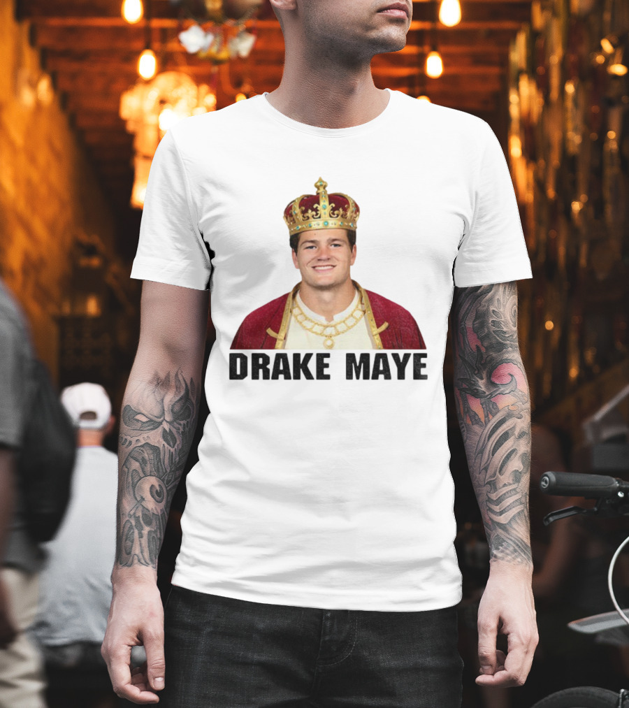 Drake Maye King Black Series New England Patriots NFL Football 2025 T-Shirt