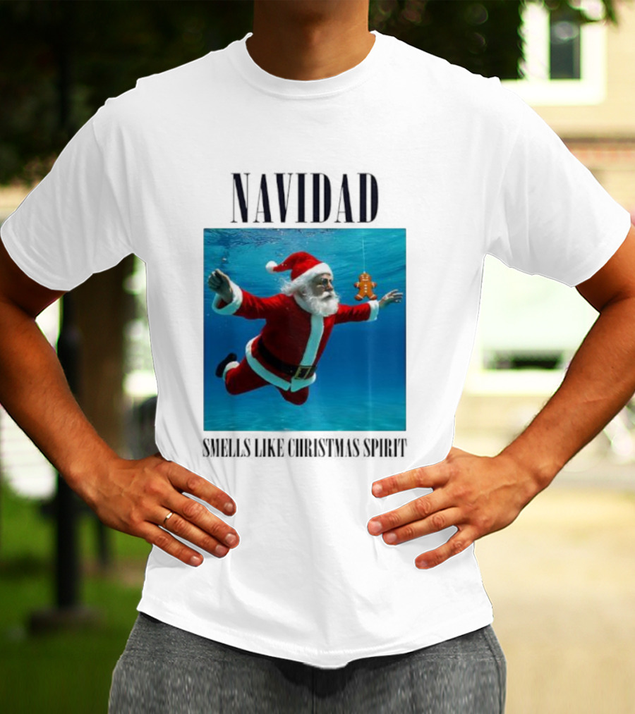 Navidad Santa Claus Underwater Smells Like Christmas Spirit T-Shirt