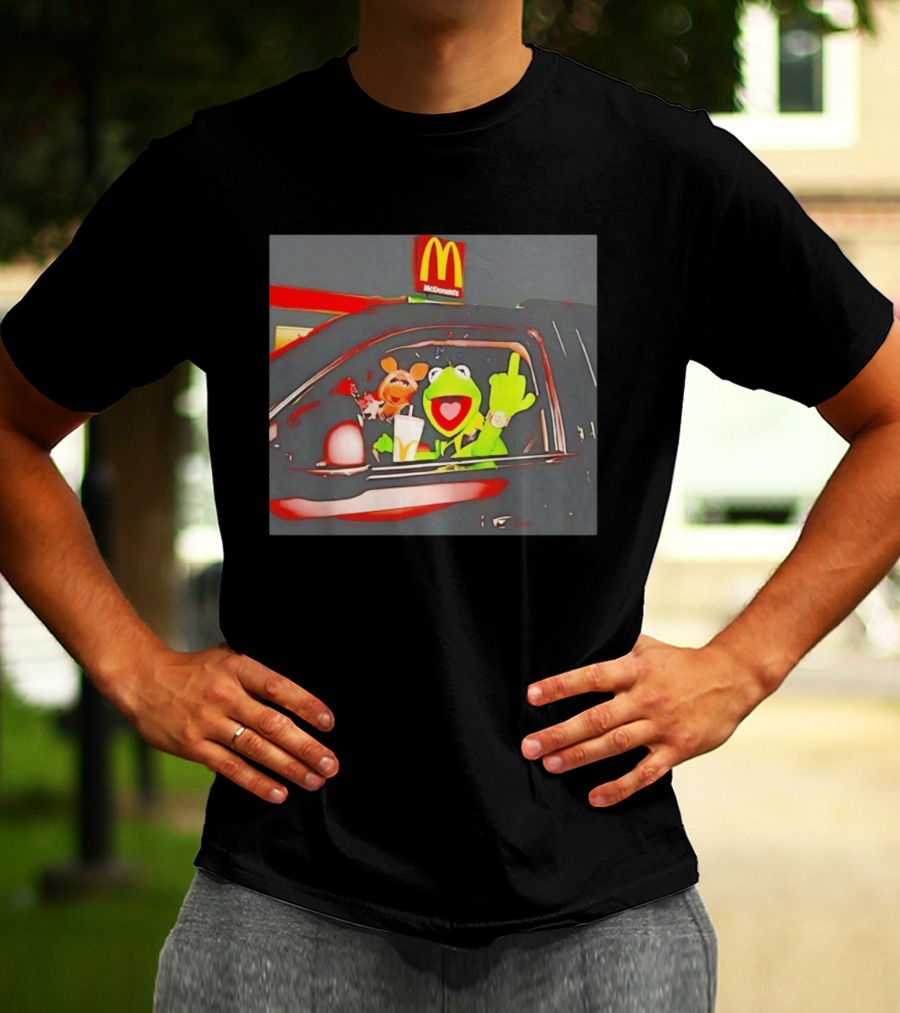Kermit Frog Middle Finger Miss Piggy Car McDonald's Ride T-Shirt