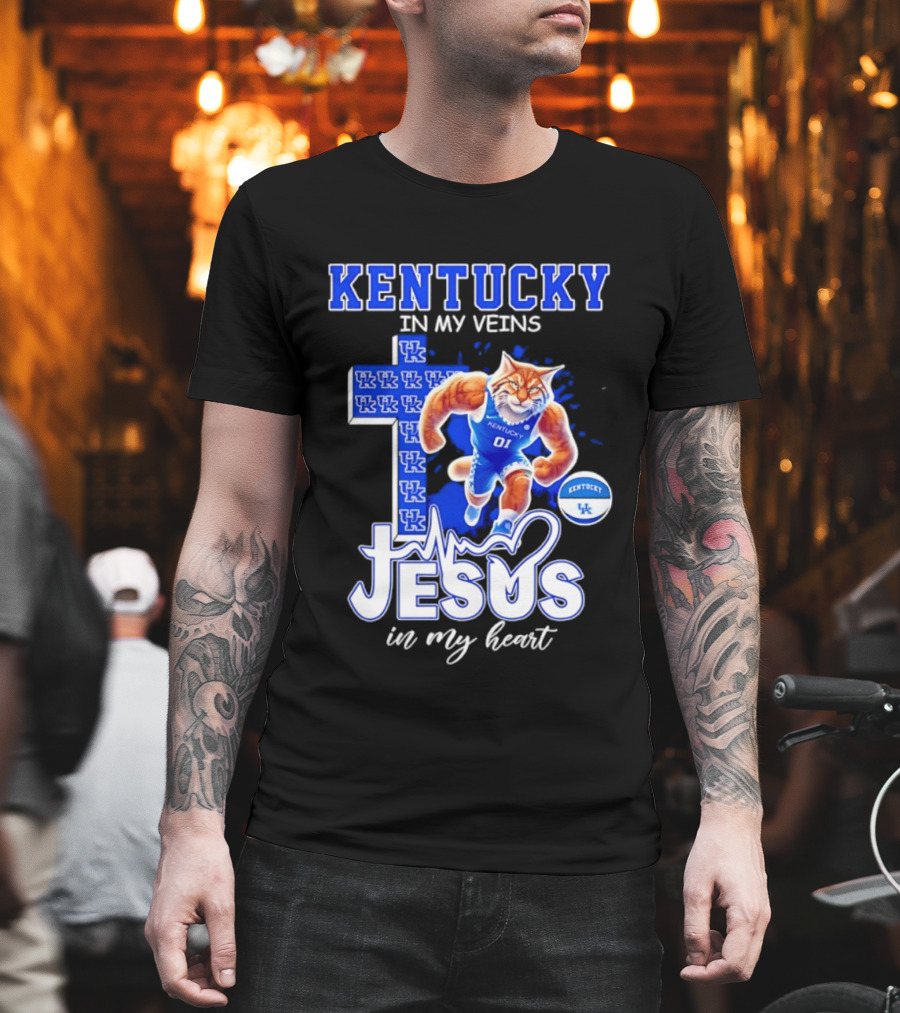 Kentucky Wildcats In My Veins Jesus In My Heart Wildcat Cross T-Shirt