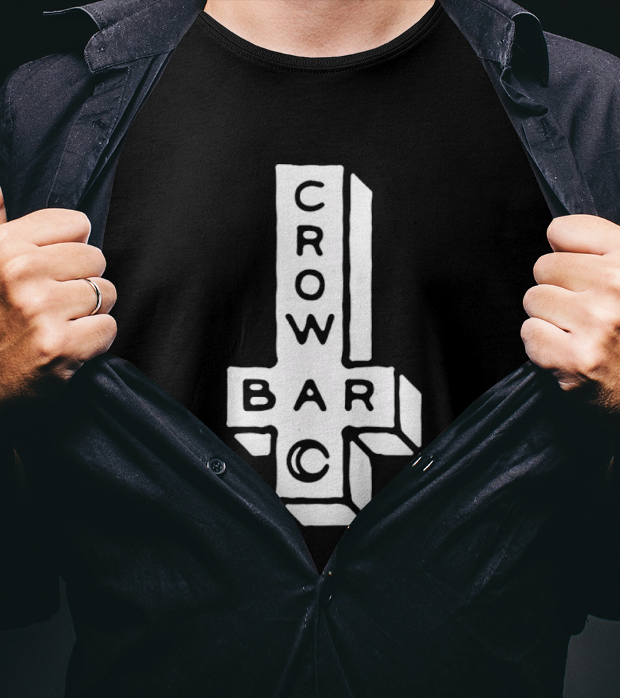 Crowbar Cross Vertical Arrangement T-Shirt