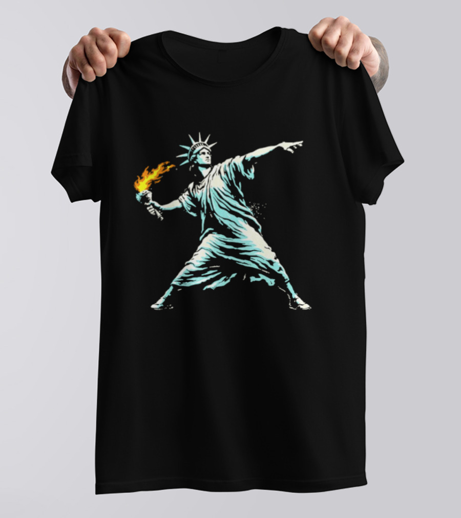 Statue Of Liberty Throwing Torch Meme T-Shirt