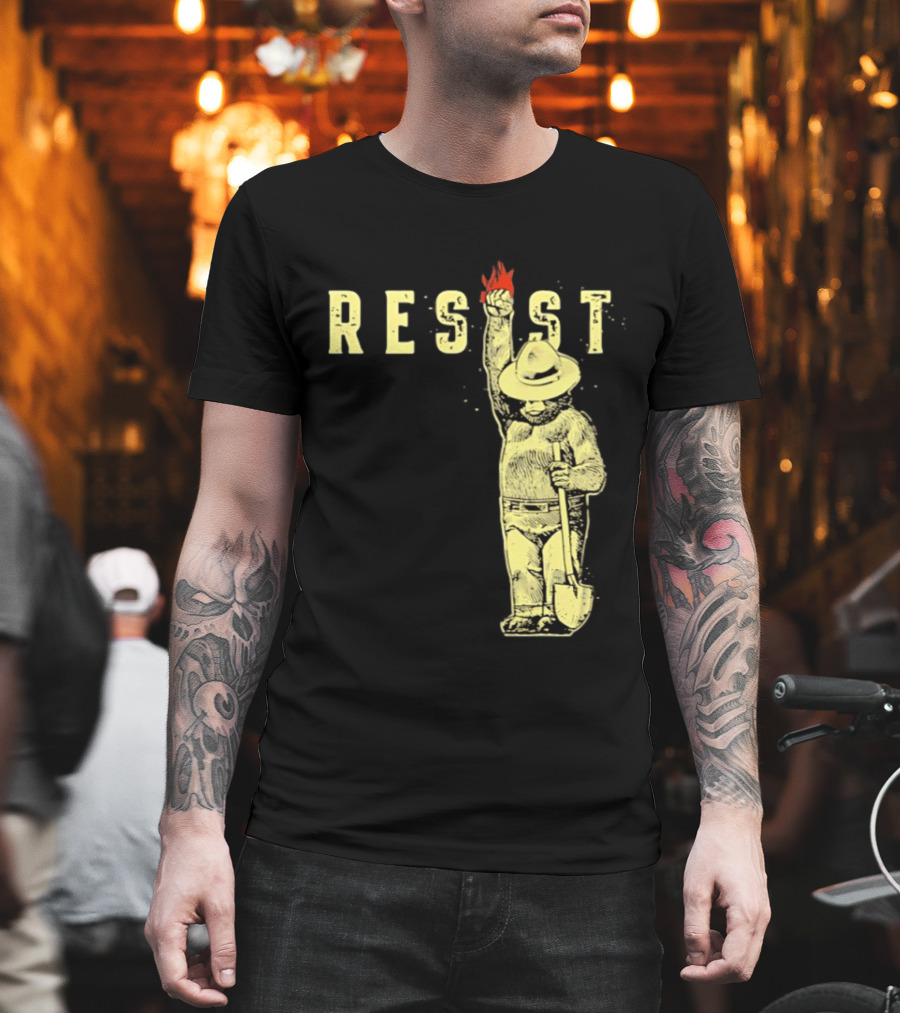 Protect Our National Parks Bear Resist Fist Fire Shovel T-Shirt