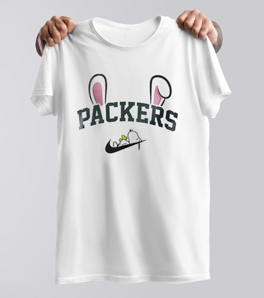 Green Bay Packers Peanuts Snoopy Woodstock Easter Bunny Ears T-Shirt