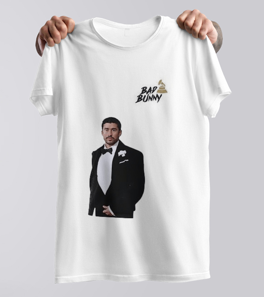 Bad Bunny Grammys Debi Tirar Mas Fotos Album Of The Year T-Shirt
