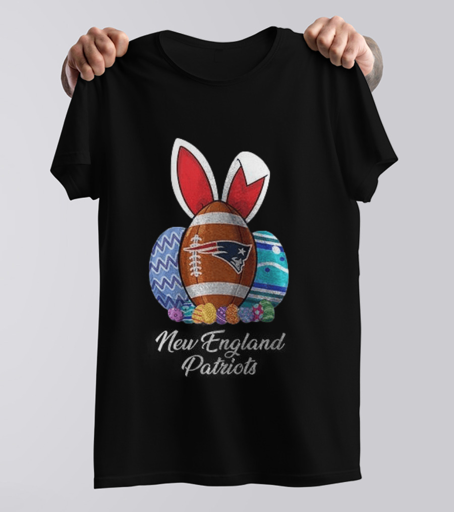New England Patriots Buc Ees Easter Bunny Football Egg T-Shirt