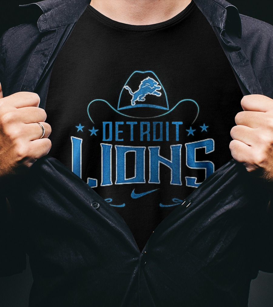 Detroit Lions Never Underestimate Who Is A George Strait Fan T-Shirt