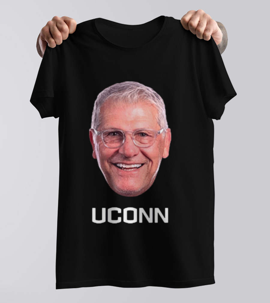 Geno Auriemma UConn Huskies Coach Smiling Face T-Shirt