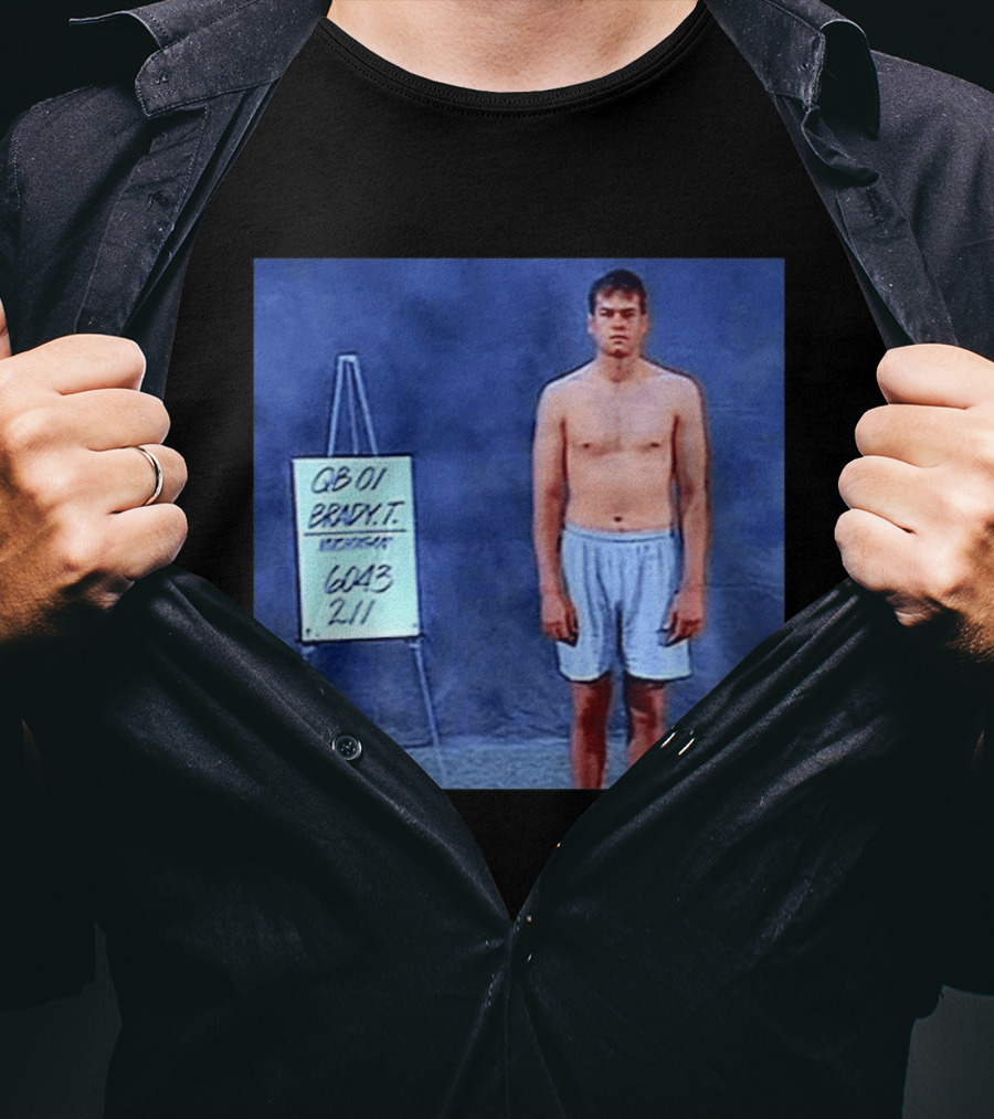 QB 01 Brady Combine Photo 6'04'' 211 T-Shirt