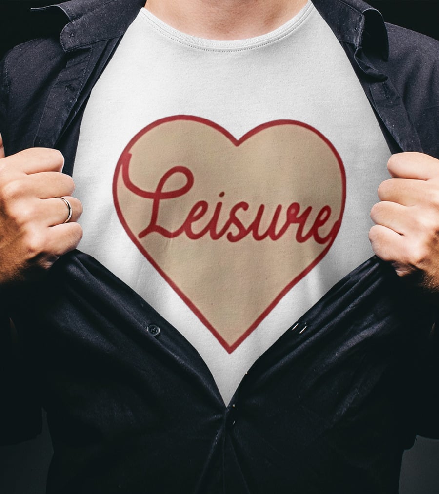 Leisure Heart Vintage Script Style Red T-Shirt