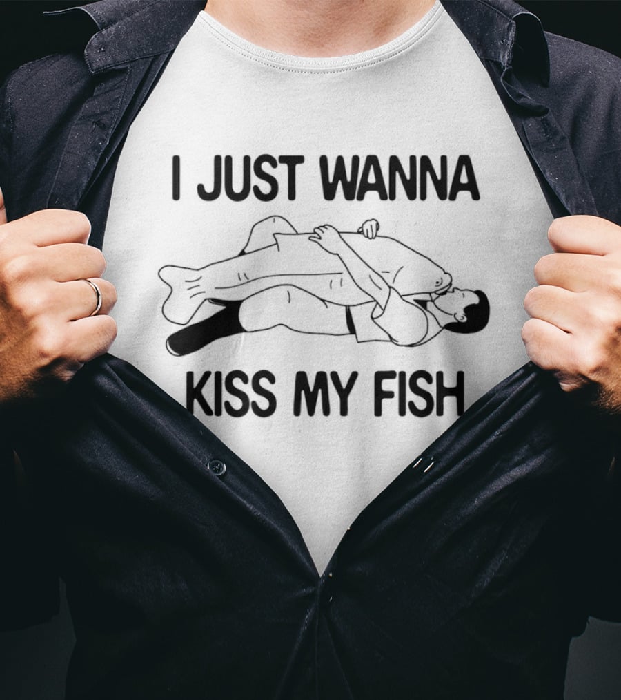 I Just Wanna Kiss My Fish Hugging Fisherman Humor T-Shirt