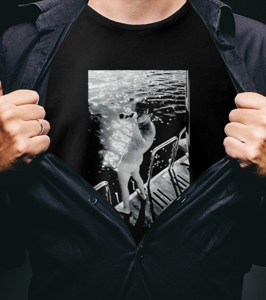 Yungblud Naked And Jumping Into Water Scene T-Shirt