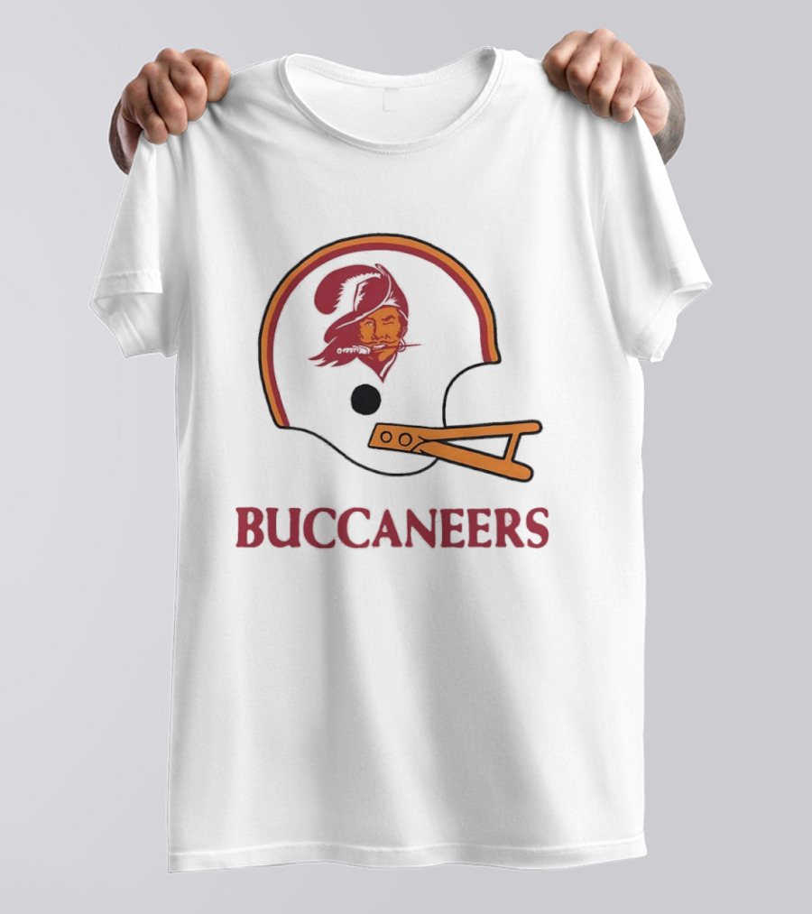 Tampa Bay Buccaneers Helmet Retro Style Buccaneer T-Shirt