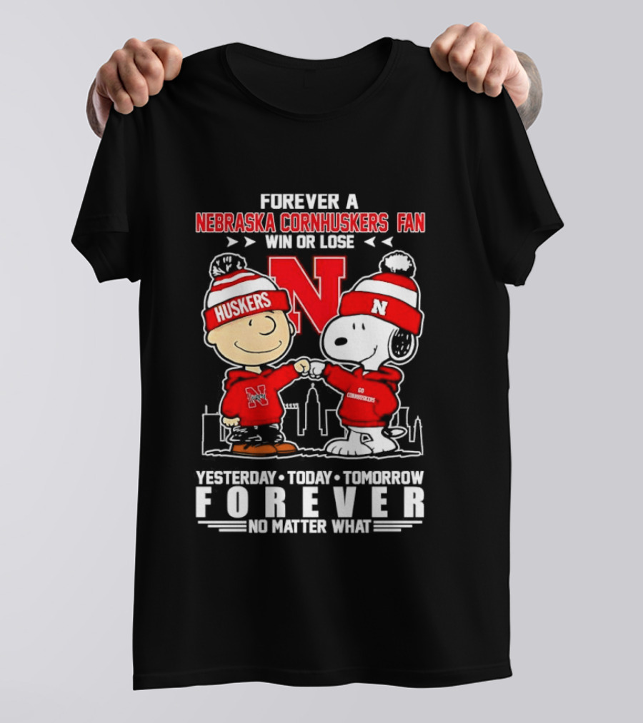 Forever A Nebraska Cornhuskers Fan Charlie Brown Snoopy Huskers Forever No Matter What T-Shirt