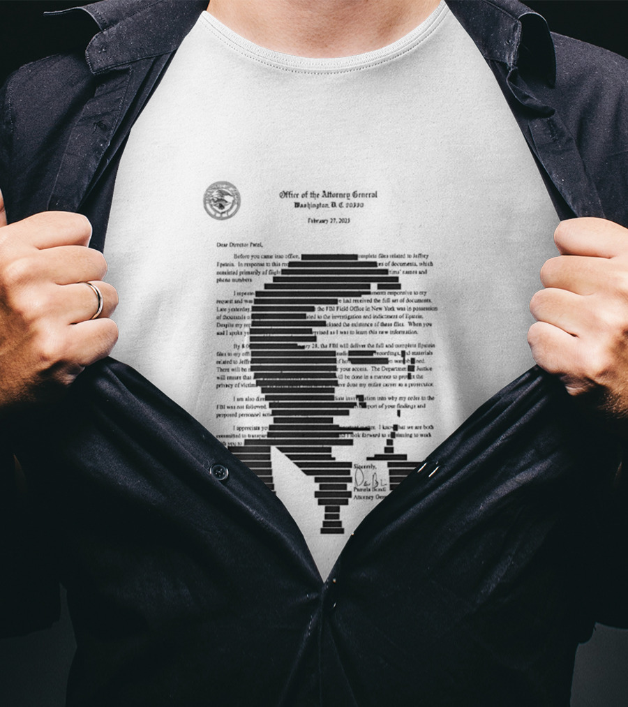 Trump Redactor In Chief Mueller Investigation Report Satire T-Shirt