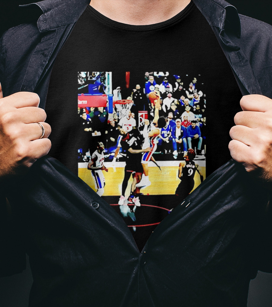 Cade Cunningham Dunking Over Drummond Basketball Game Action Scene T-Shirt