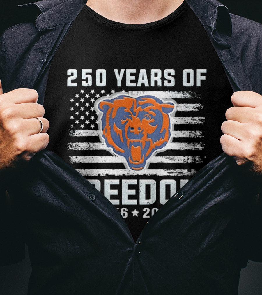 Chicago Bears 250 Years Of Freedom 1776 2026 American Flag T-Shirt