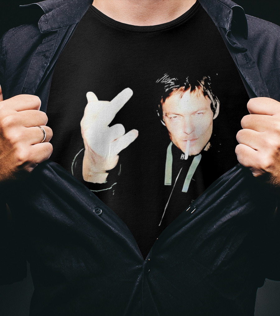 Norman Reedus The Walking Dead Daryl Dixon Middle Finger Smoking T-Shirt