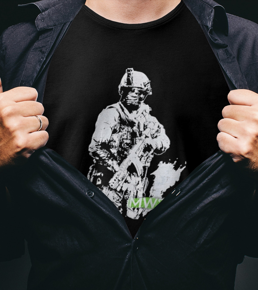 MW2 Modern Warfare Soldier Tactical Artwork Pixel T-Shirt