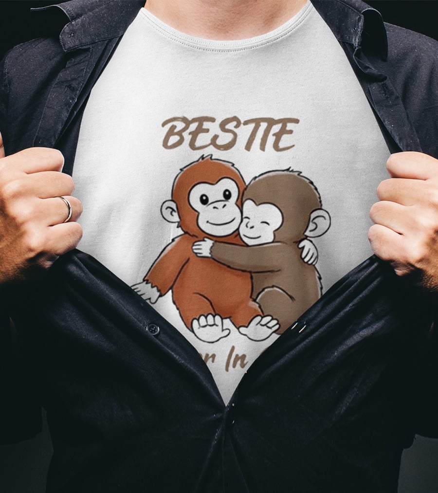 Bestie Partner In Crime Cute Monkey Hug Friendship T-Shirt