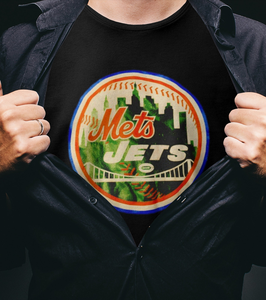 New York Mets Jets Football Baseball Crossover Skyline Bridge T-Shirt