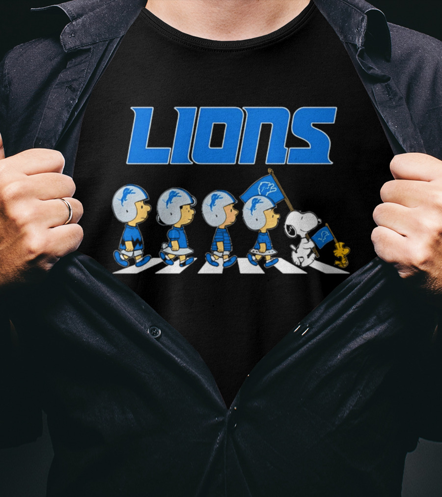 Peanuts Detroit Lions Football Flag Walking Abbey Road T-Shirt