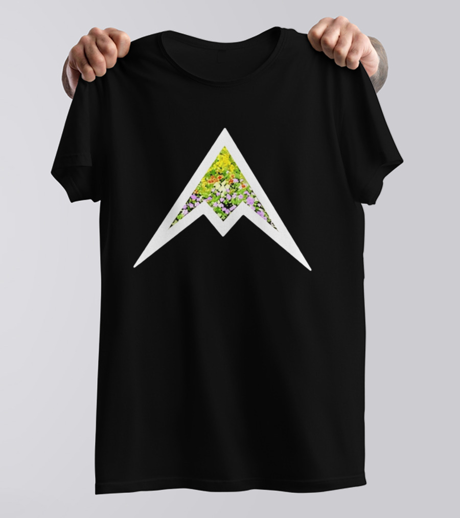 AM Garden Floral Pattern M Shape T-Shirt