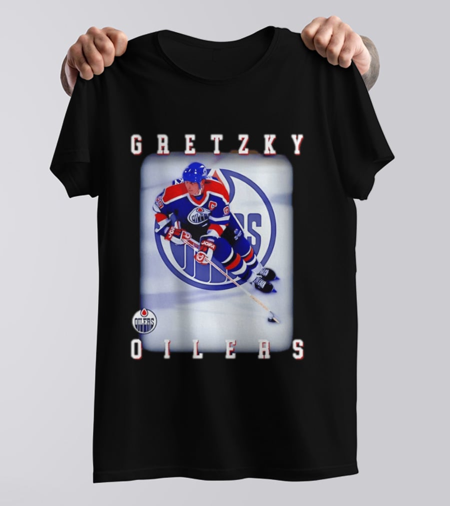 Wayne Gretzky Edmonton Oilers Iconic NHL Legend Action Shot T-Shirt