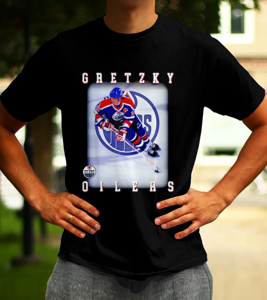 Wayne Gretzky Edmonton Oilers Iconic NHL Legend Action Shot T-Shirt