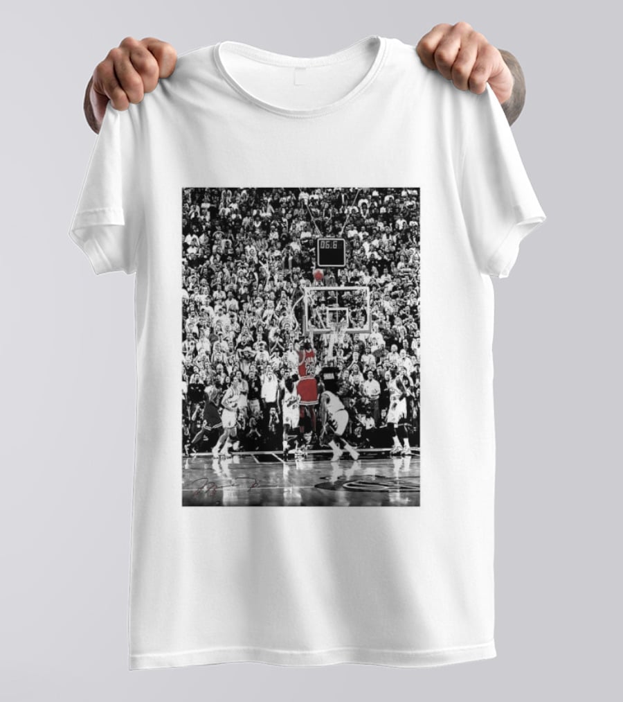 Michael Jordan Last Shot Bulls Basketball Moment T-Shirt