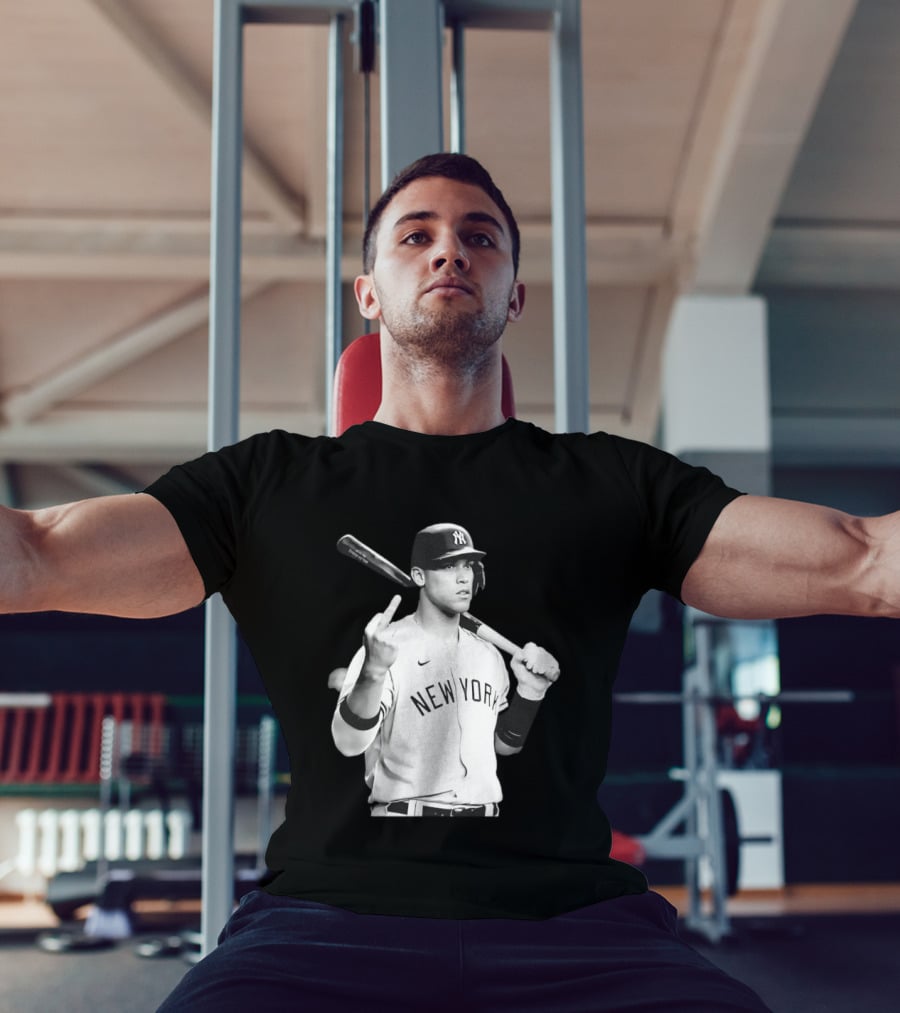 New York Yankees Aaron Judge Baseball Gesture T-Shirt