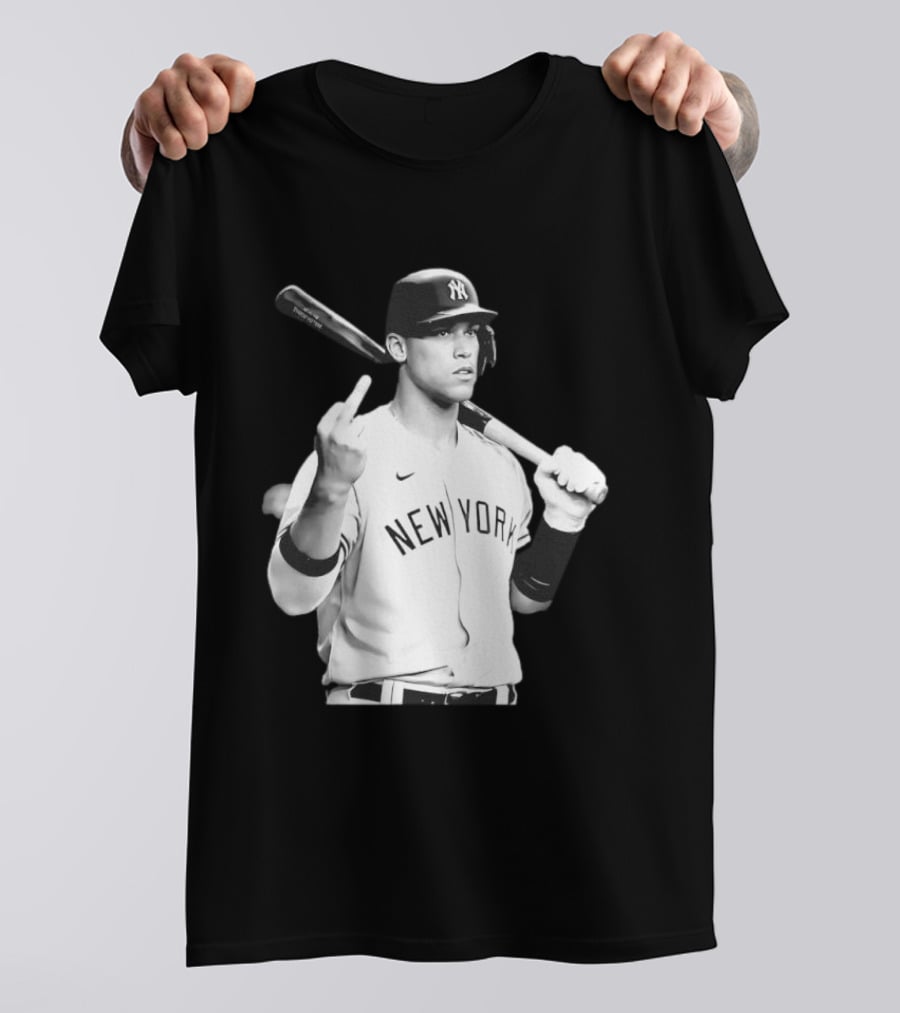 New York Yankees Aaron Judge Baseball Gesture T-Shirt