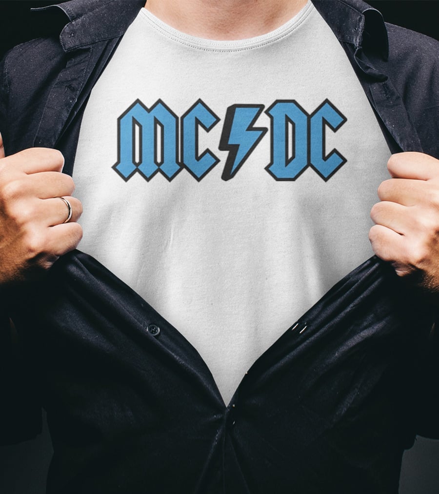 MC DC 28 Cleveland Browns Bolt T-Shirt