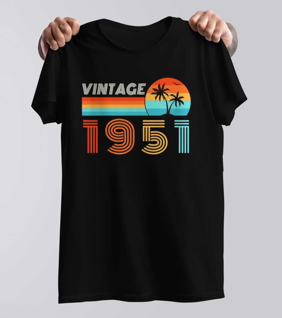 Vintage 1951 Palm Sunset Retro Seventies T-Shirt