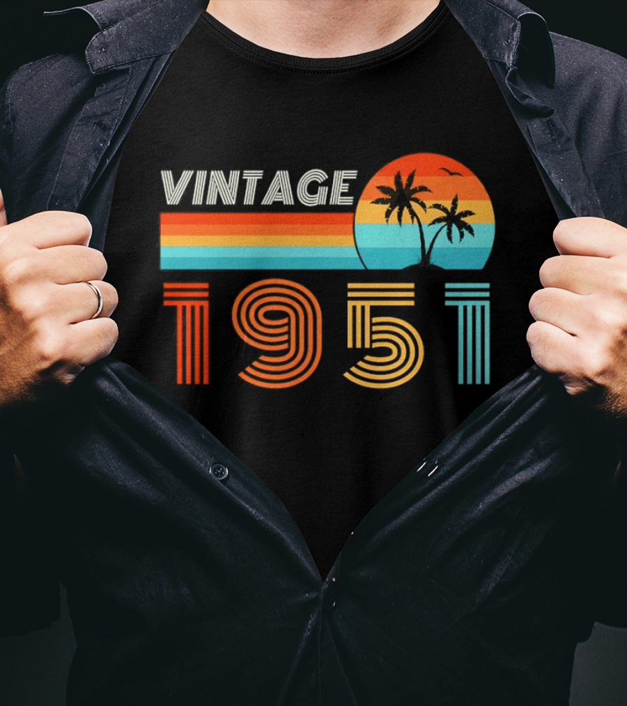 Vintage 1951 Palm Sunset Retro Seventies T-Shirt