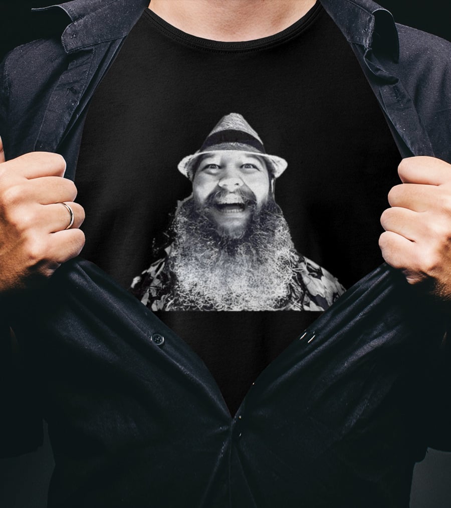 Bray Wyatt WWE Smiling In Straw Hat Iconic Wrestling Image T-Shirt
