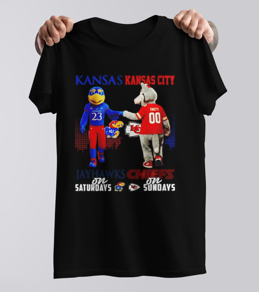 Kansas Jayhawks And Kansas City Chiefs Mascots Fist Bump 23 Vs 00 T-Shirt