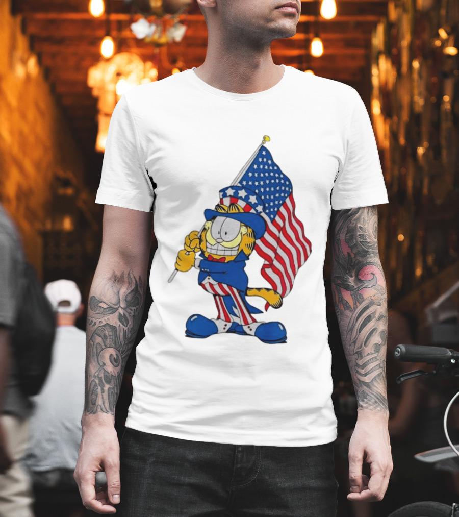 Orange Cat 250 Years Of Freedom Garfield Uncle Sam American Flag T-Shirt