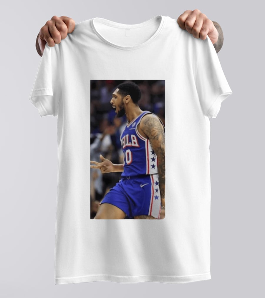 Philadelphia 76ers Robert Covington Number 33 NBA Basketball Sports Jersey Fan Merchandise T-Shirt