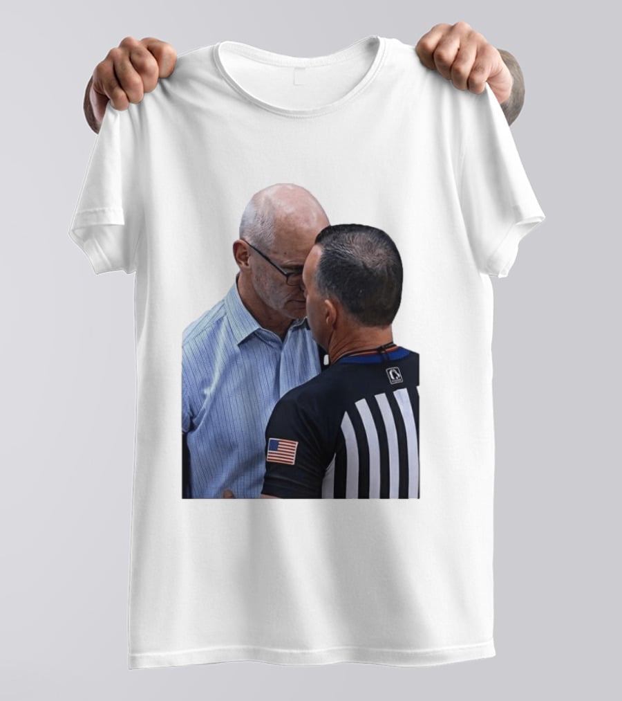 Dan Hurley Uconn Huskies Headbutt Confrontation With Referee Basketball Moment T-Shirt