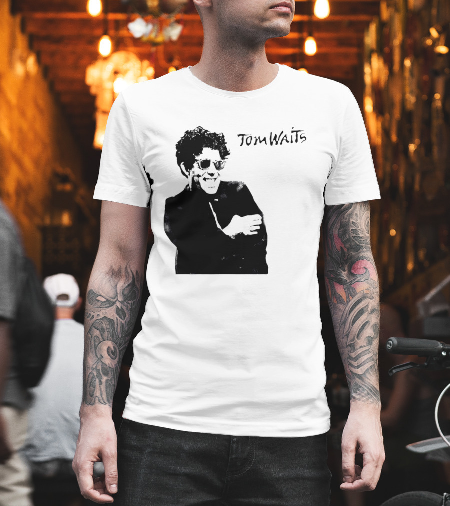 Maya Hawke's Tom Waits T-Shirt