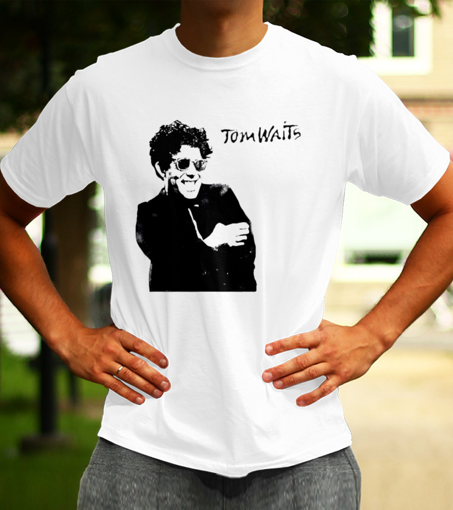 Maya Hawke's Tom Waits T-Shirt