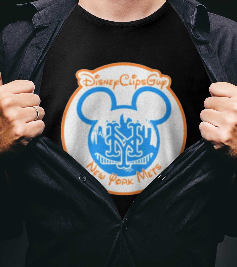 Disney Cups Guy New York Mets Mickey Ears T-Shirt