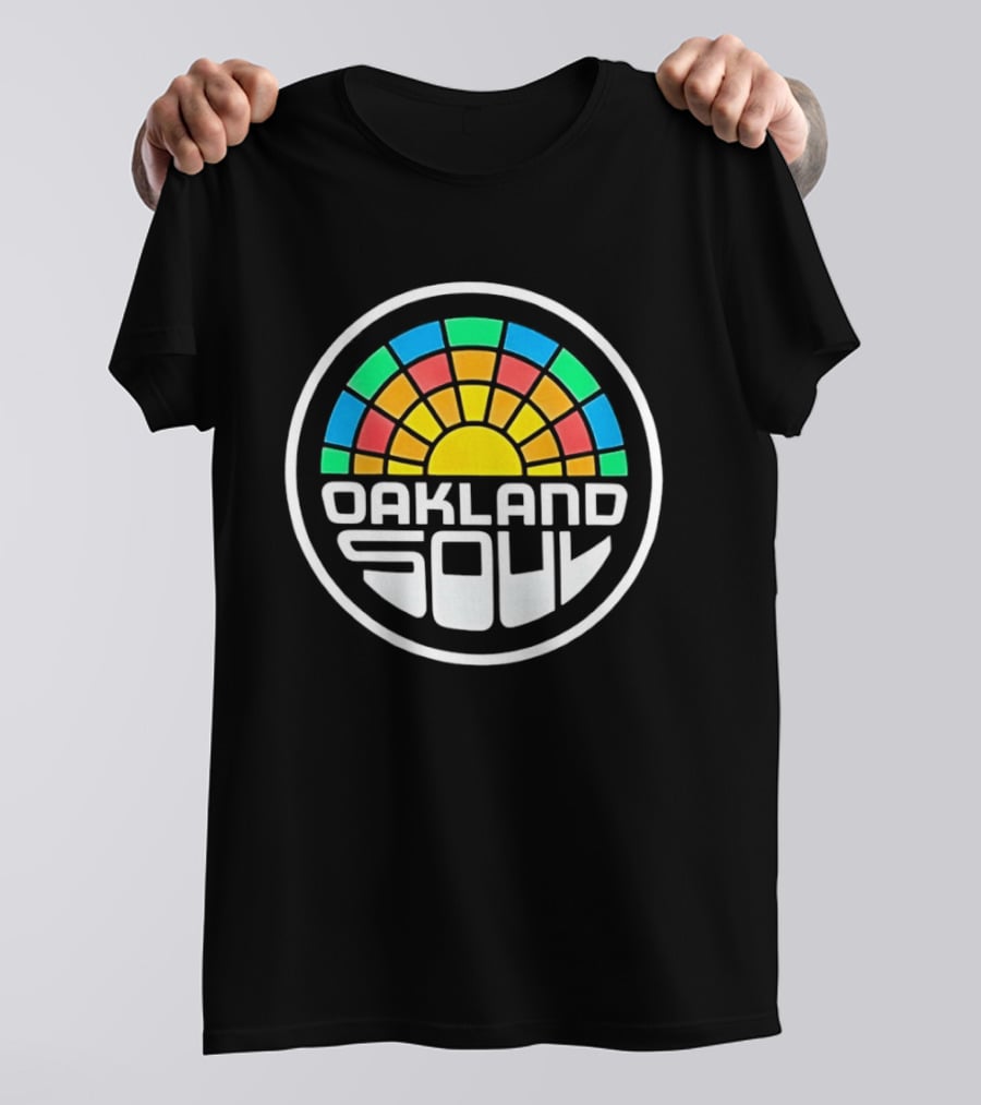 Oakland Soul Retro Rainbow Circle T-Shirt